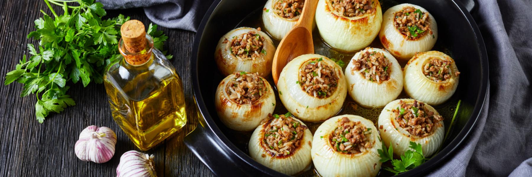 محشي البصل بدبس الرمان