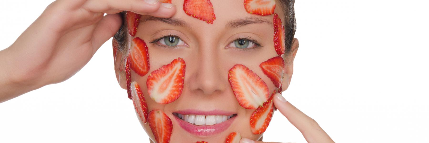 فوائد الفراولة للبشرة