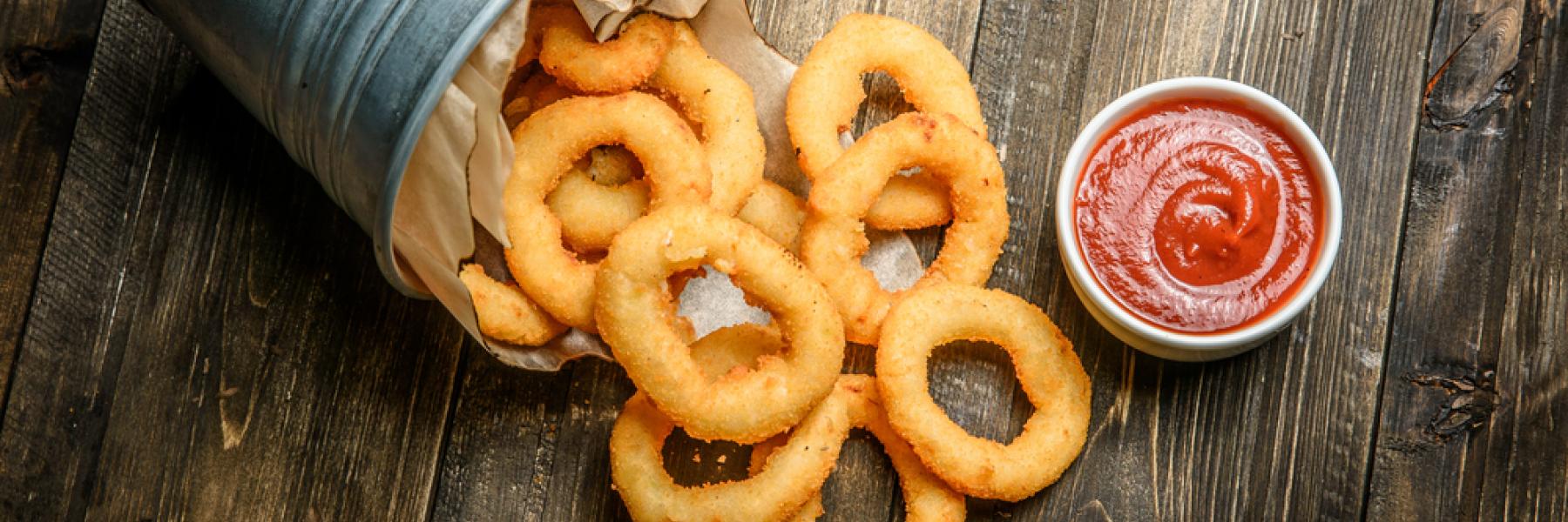 حلقات البصل بالجبنة