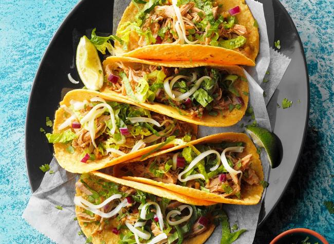 تاكو باللحم والجبن المدخن