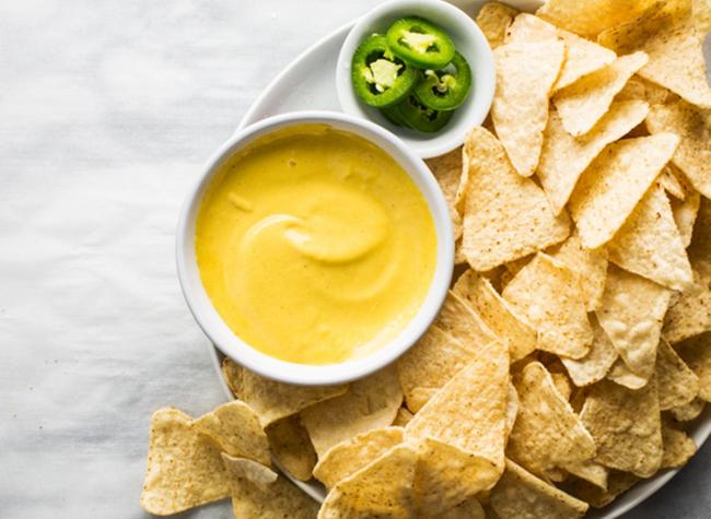 صلصة جبن الناتشوز