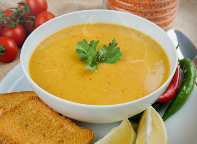 شوربة العدس 