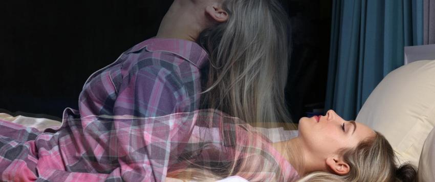 ما هو الجاثوم أو شلل النوم..وما هي أسباب حدوثه؟