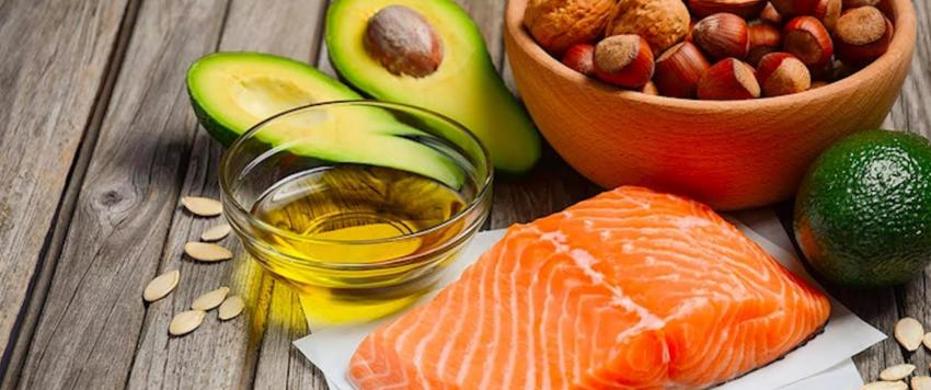 أطعمة تعزز الدماغ