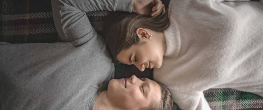 أمور خاطئة يفعلها الشريكين بعد العلاقة الحميمية.. النوم إحداها!