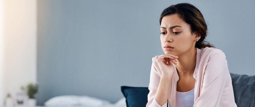 تعانين من التفكير الزائد