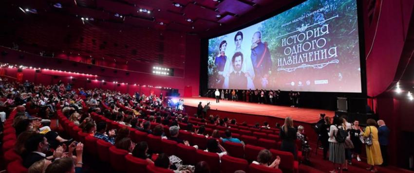 النجم الفلسطيني علي سليمان يحكي قصته حتى وصل للعالمية ضمن لقاءات مركز السينما العربية