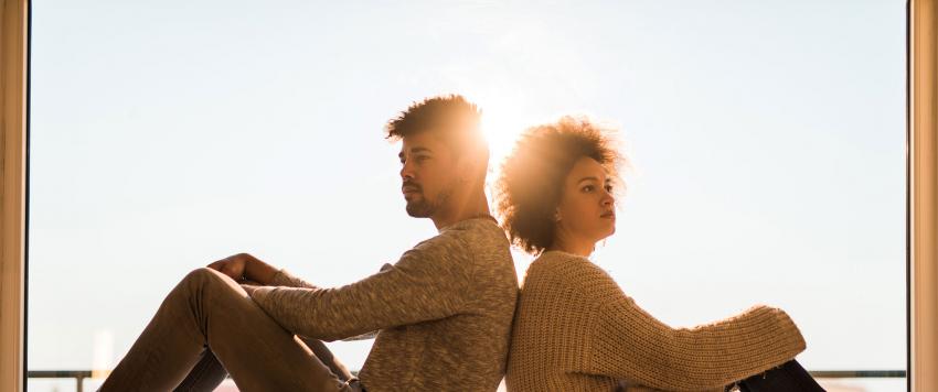 ما هي الطريقة المناسبة للحديث عن العلاقة الجنسية في فترة حزن أحد الأطراف؟