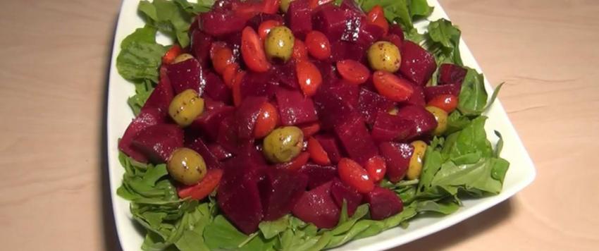 طريقة عمل سلطة شمندر مع الجرجير