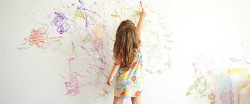 طريقة حديثة لإزالة "شخبطة" الحائط باستخدام المايونيز 