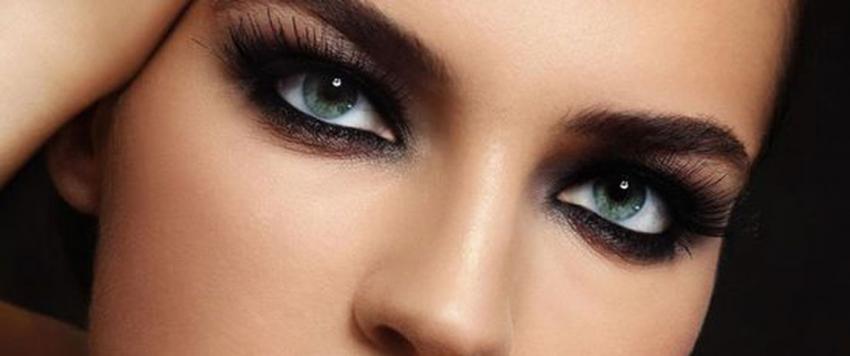 مكياج العيون