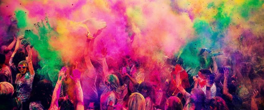 مهرجان الألوان