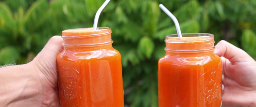 طريقة عمل عصير البرتقال والجزر الطبيعي