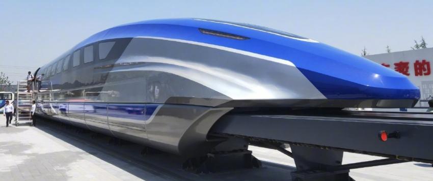 بسرعة أكثر من 600 كم في الساعة...الصين تكشف النقاب عن أسرع قطار في العالم 