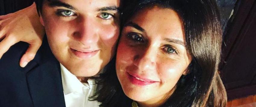 غادة عادل وابنها