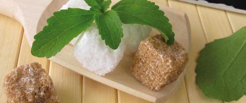 5 بدائل طبيعية للسكر احرصي على إضافتها لنظامك الغذائي اليوم