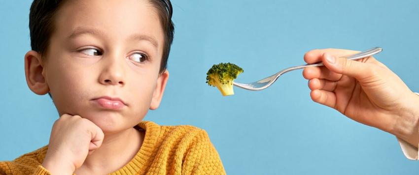 كيف تقنعين طفلك بأكل المزيد من الخضار الصحي