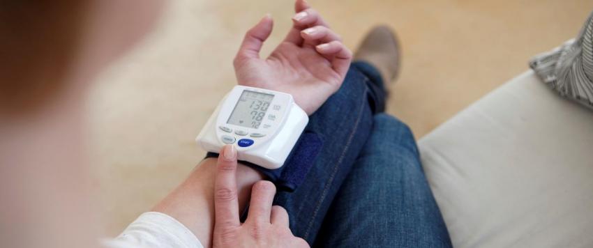 ما هو أفضل وقت خلال اليوم لقياس ضغط الدم؟