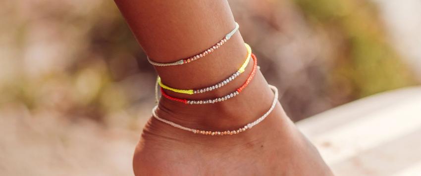 أساور الكاحل " الخلخال " 