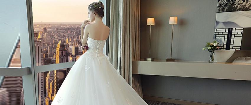 أجمل فساتين الزفاف للحفلات المنزلية.. والطراز البوهيمي الأجمل