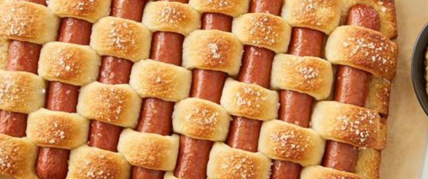 فطيرة الهوت دوج