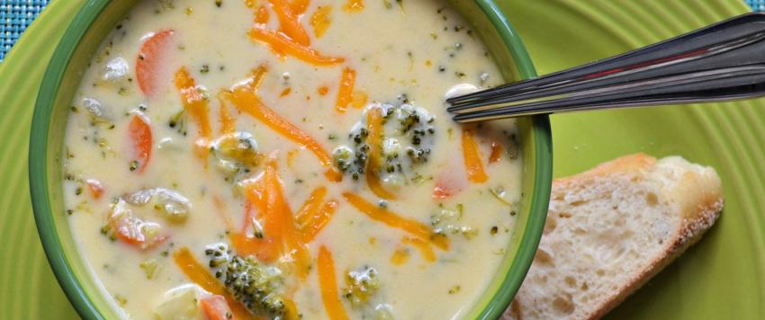 شوربة البروكلي