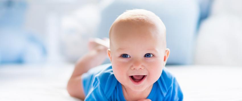 إليكِ أفضل الأطعمة الجيدة لنمو وتطور دماغ طفلك