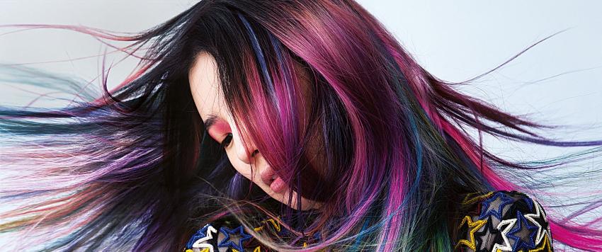 ألوان شعر تجعلك كبيرة في العمر وهذه بدائلها