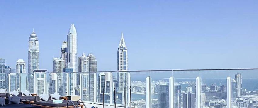 تاج أبراج بحيرات جميرا