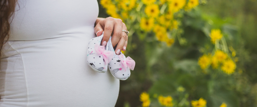 10 خرافات حول أسباب الإجهاض