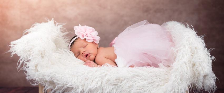 6 حقائق حول حديثين الولادة تعرّف عليها 