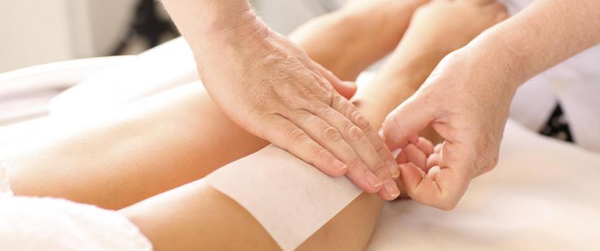 إزالة الشعر بالشمع