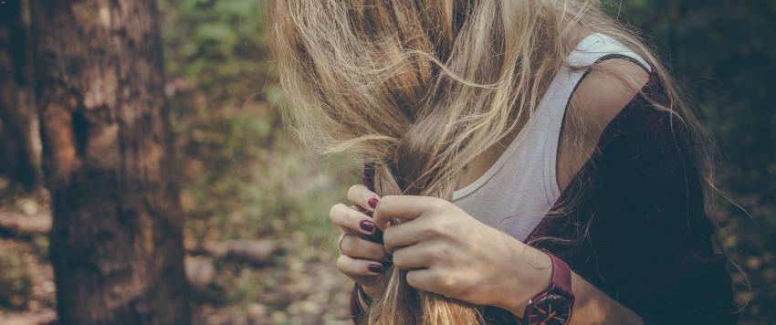 تسريحات شعر يمكنك تطبيقها في ١٠ ثوان فقط