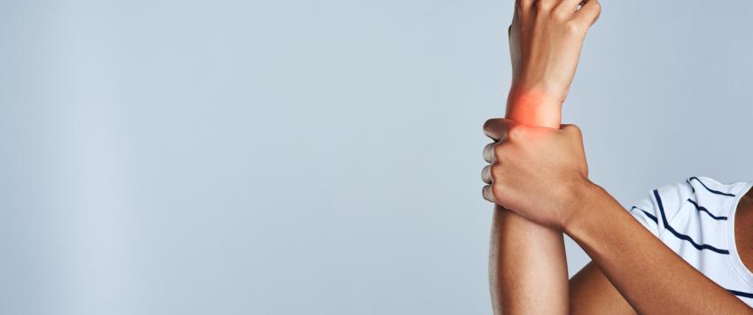 9 علامات لا تتجاهلها إذا كنت تعاني من آلام العضلات