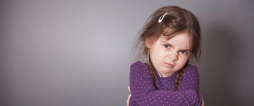 ٨ تصرفات غريبة لطفلك عليك إدراك معناها