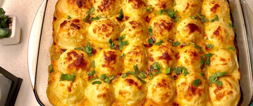 صينية كرات البطاطس بالدجاج والكريمة