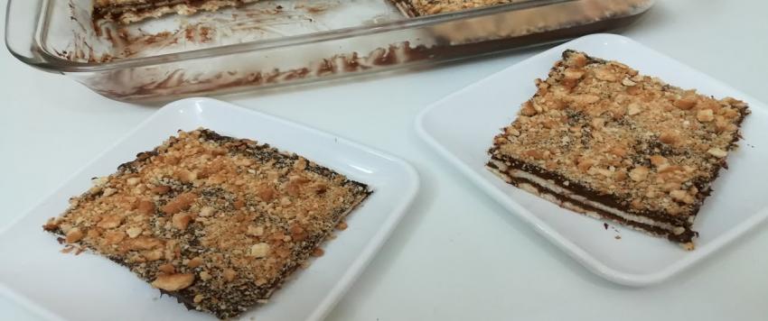 حلى التمر بالبسكوت والقشطه