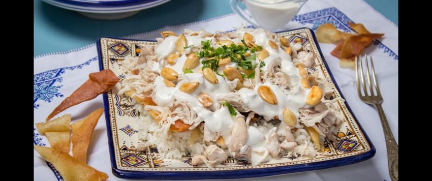 فتة دجاج بالرز