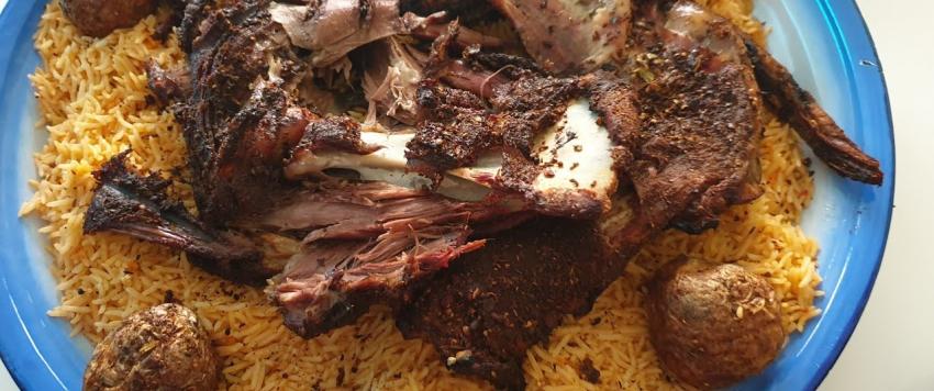 مدفون اللحم