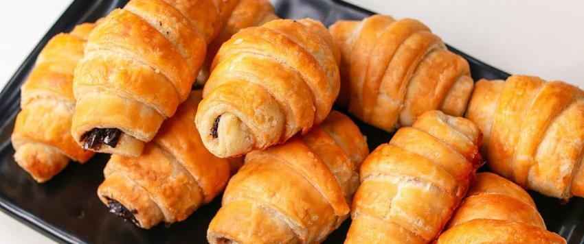 الكروسان بالشوكولاتة