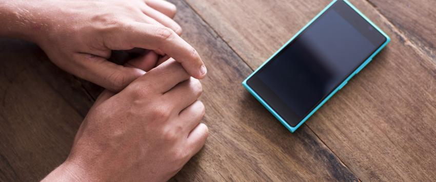 علامات في الرسائل النصية تكشف فقد شريكك للاهتمام بك