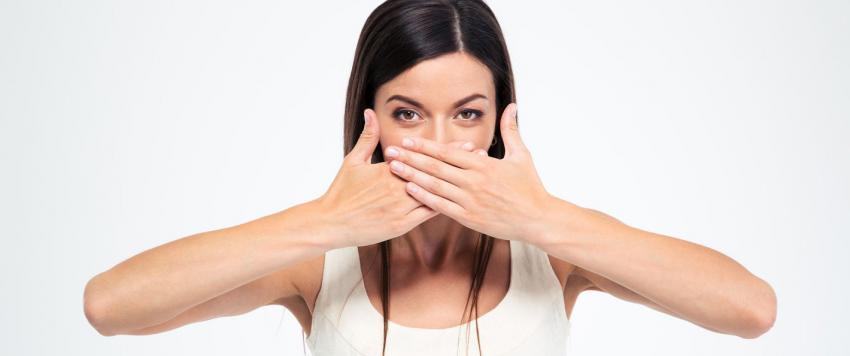 أسباب رائحة الفم الكريهة في رمضان