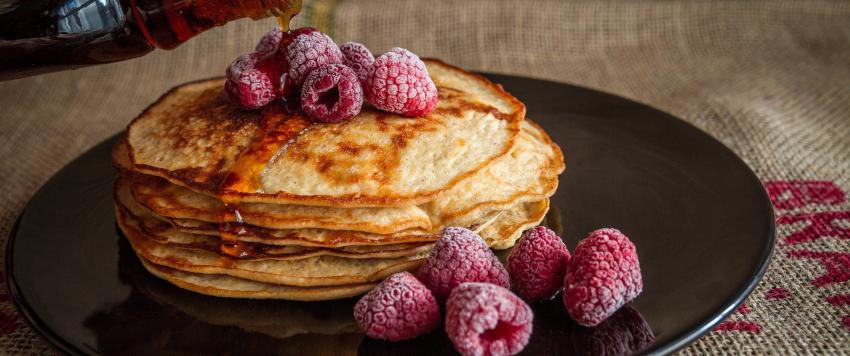 طرق مختلفة للحفاظ على لياقتك إذا كان شريكك عاشقًا للطعام.