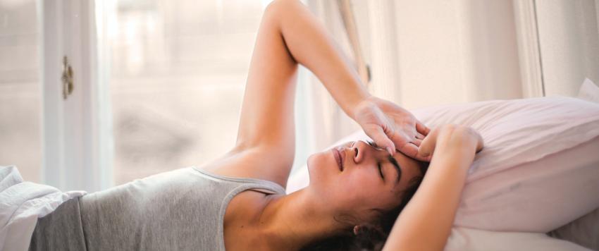 لماذا تشعرين بالصداع في أول أيام العيد؟ 