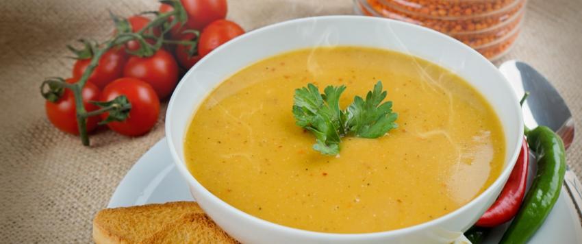 شوربة العدس 