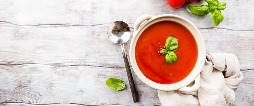 شوربة الطماطم