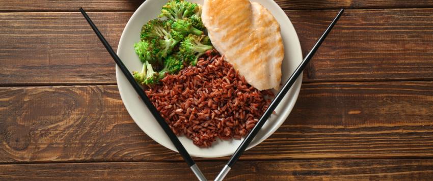 رز السمك الأحمر