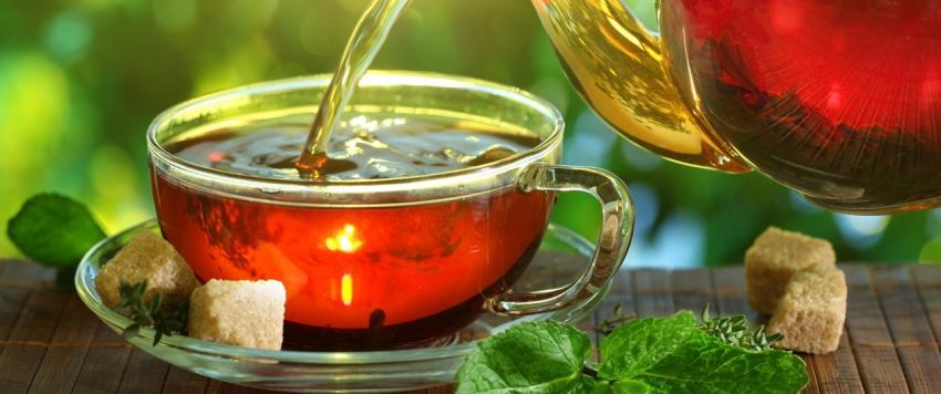 تعرفي على فوائد الشاي الأسود