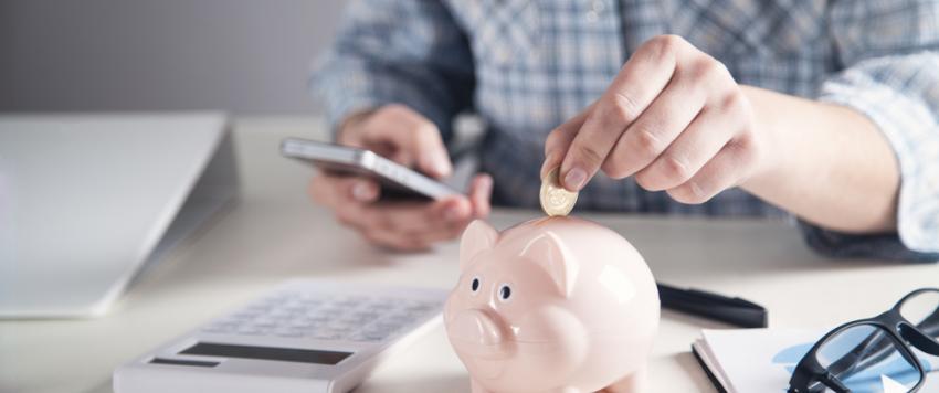 ادخار الأموال 