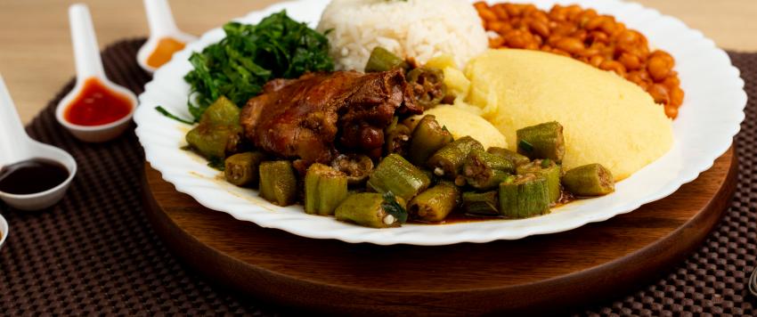 البامية بالدجاج